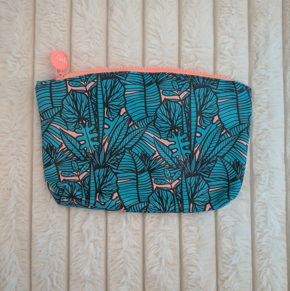 ✳️ FREE w/ Bundle - Tropical Leaf Pouch - Blue and Coral